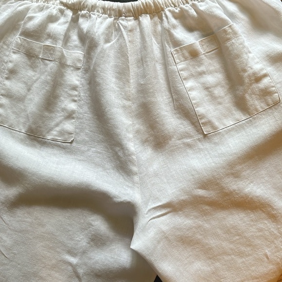 Avenue by Jessica London - Picture 7 of 11